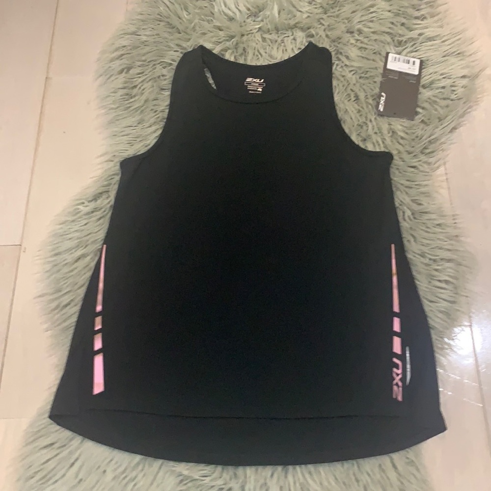 ❤️🦋🦋🌺🌺2XU❤️❤️🌺🌺 great quality tank❤️❤️🌺❣️❣️